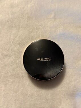 Age 20s signature essence pact intense cover